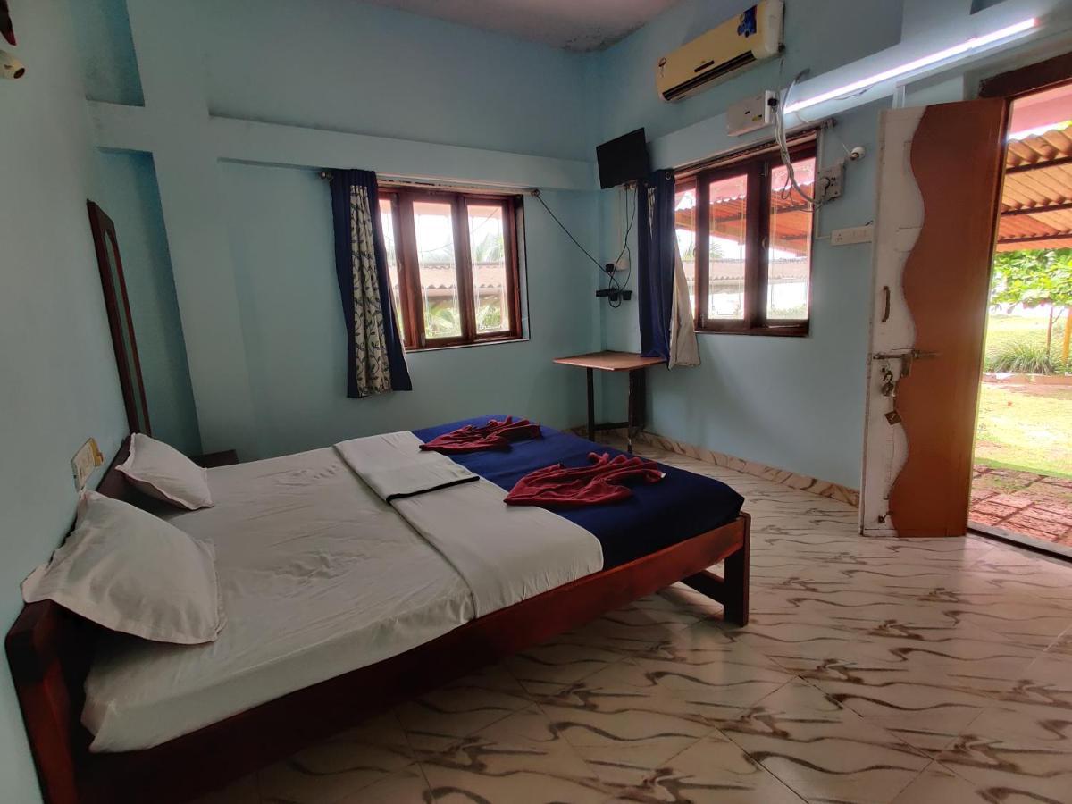 Mermaid Beach Resorts Vengurla Екстер'єр фото